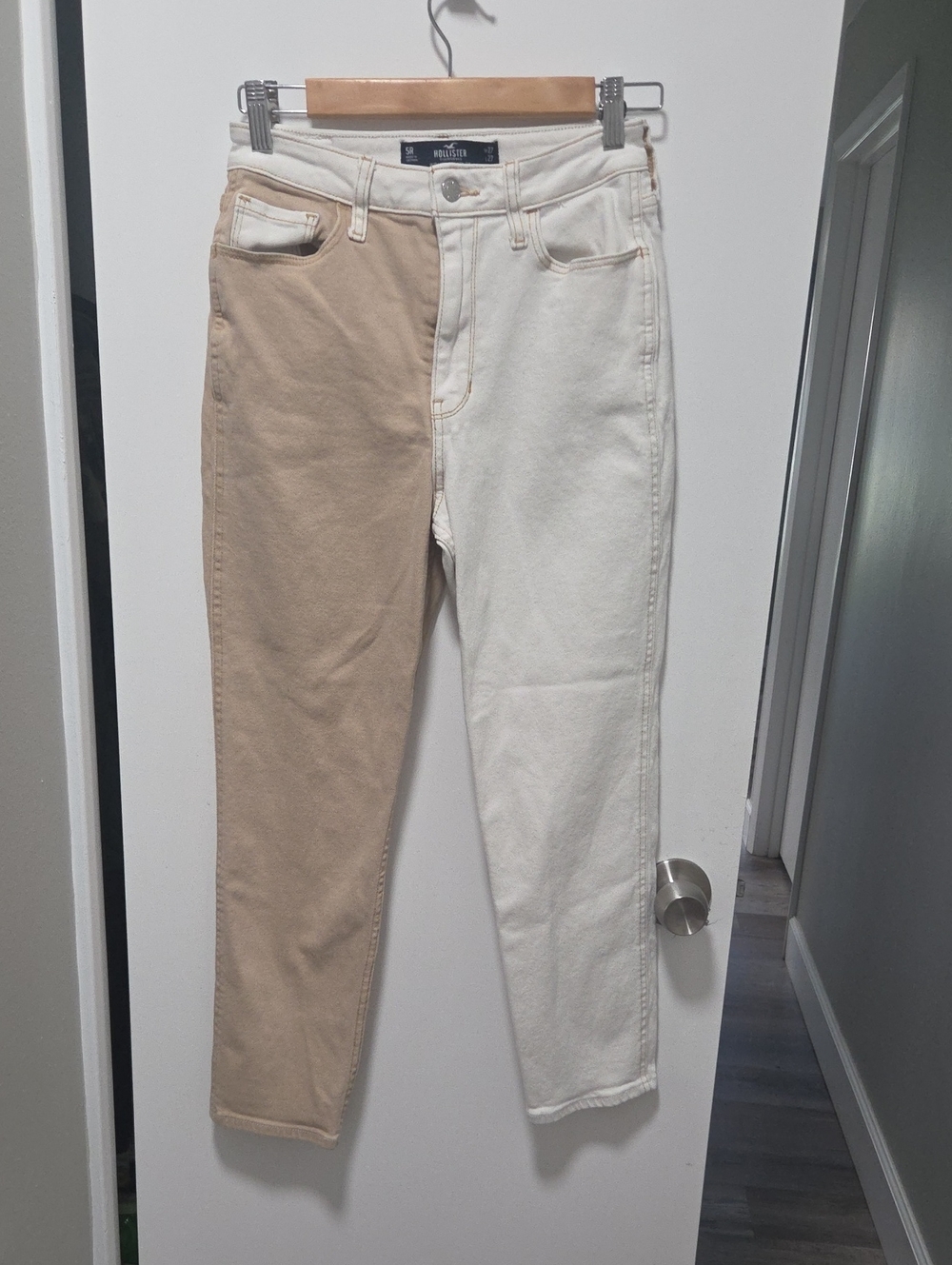 Hollister Two-Tone Beige & White Slim Straight Jeans